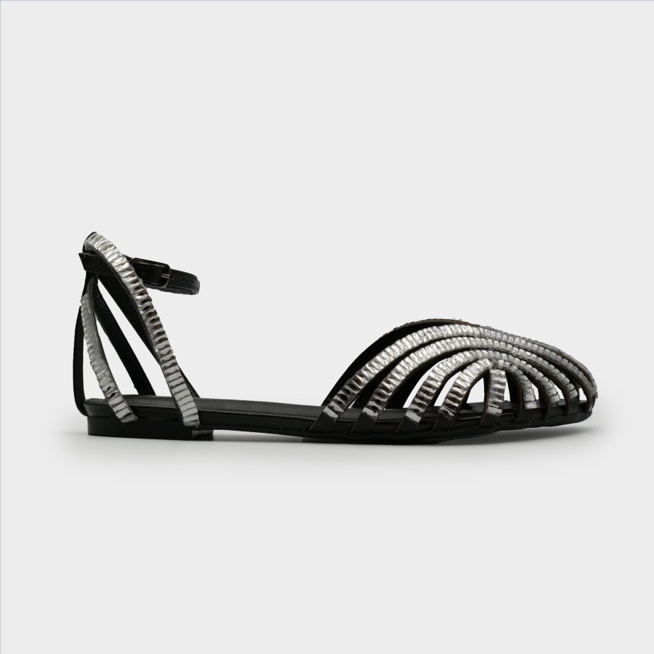 Flat Spider Sandals With Silver Rhinestones And Unique Neck Strap Online