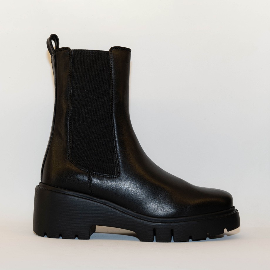 Unisa - Black Leather Ankle Boots With Side Elastics Online