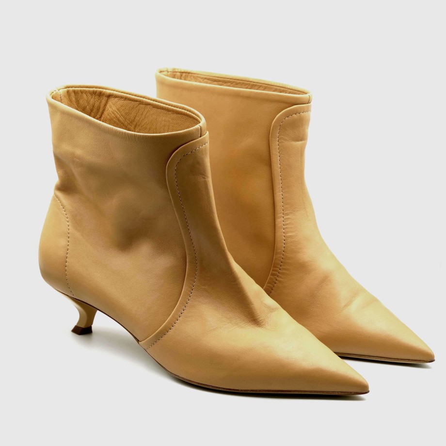 Alchimia Leather Toe And Low Cleat Ankle Boots Hot